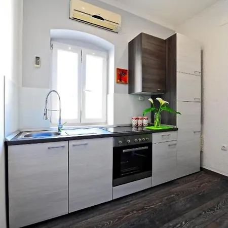 A2 - In The Very Heart Of Apartment